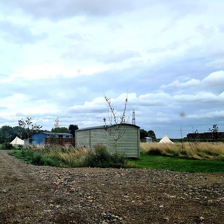 Boyce Fen Farm Retreat Glamping & Fishery Villa Wisbech Exteriör bild