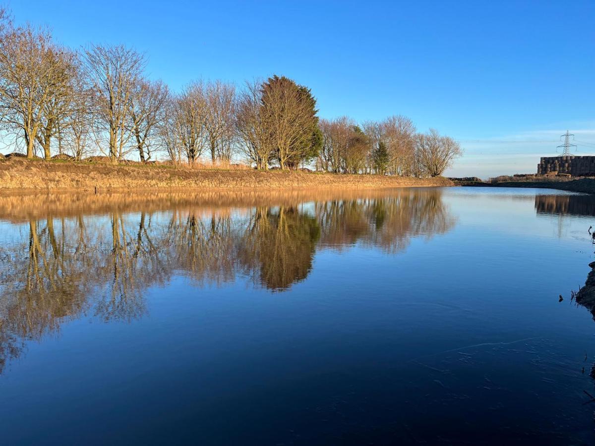 Boyce Fen Farm Retreat Glamping & Fishery Villa Wisbech Exteriör bild