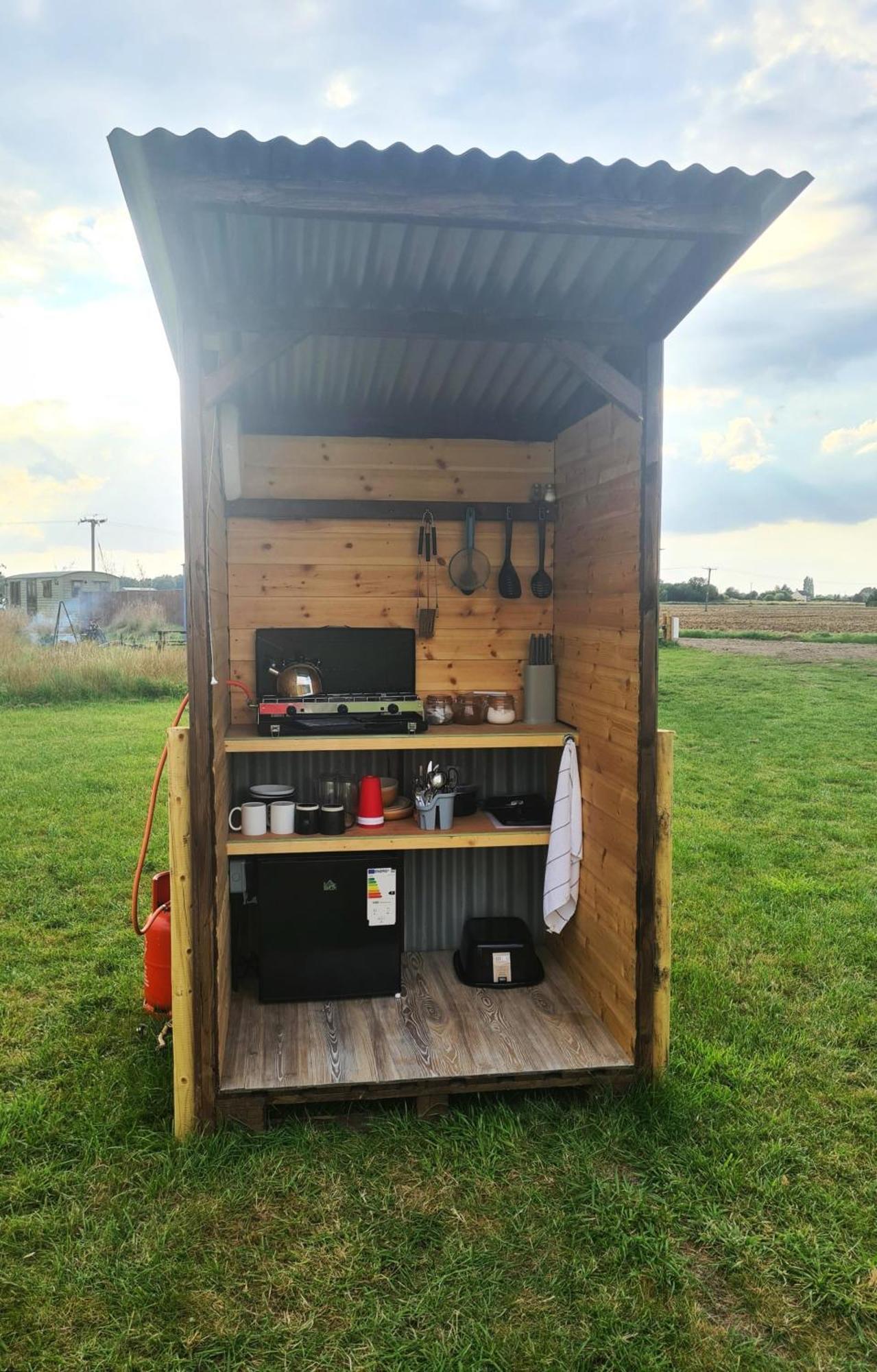 Boyce Fen Farm Retreat Glamping & Fishery Villa Wisbech Exteriör bild